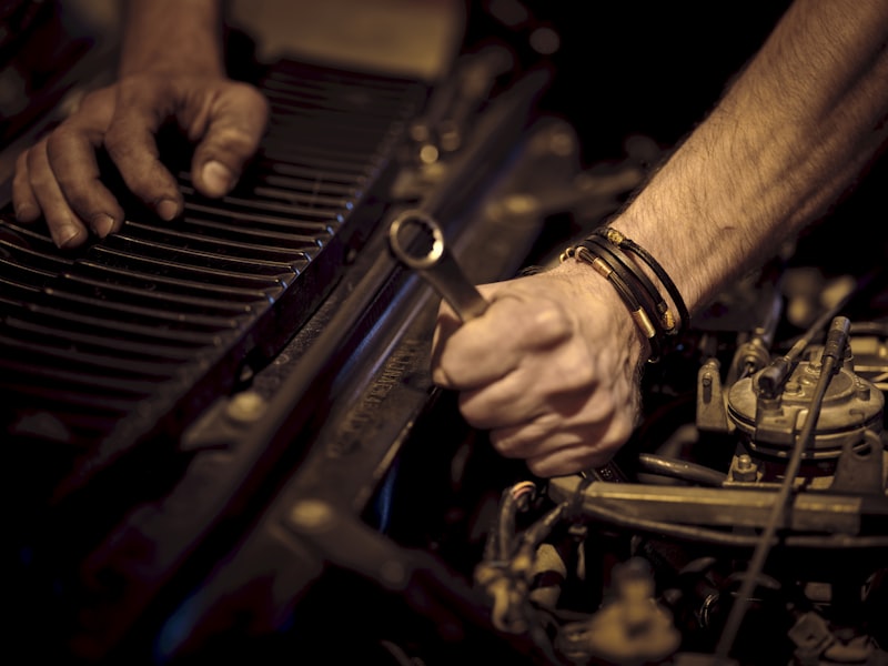 Auto Mechanic & Battery